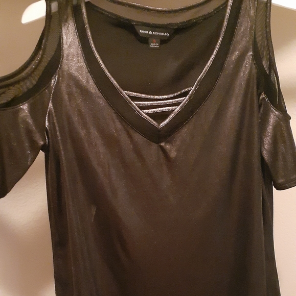 Rock & Republic top NWOT - Picture 3 of 3